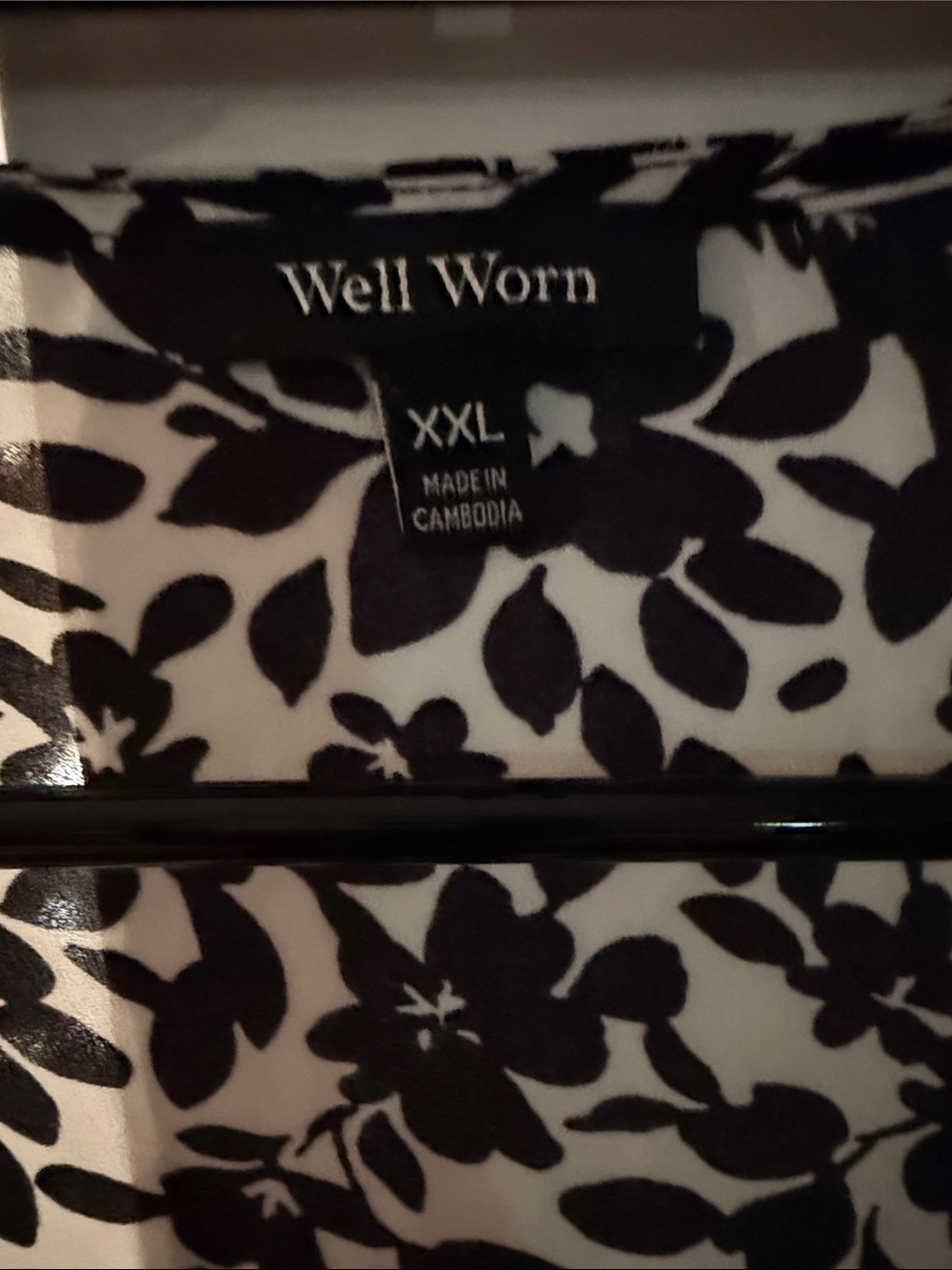 Well Worn Black & White Floral Top recycled polyester